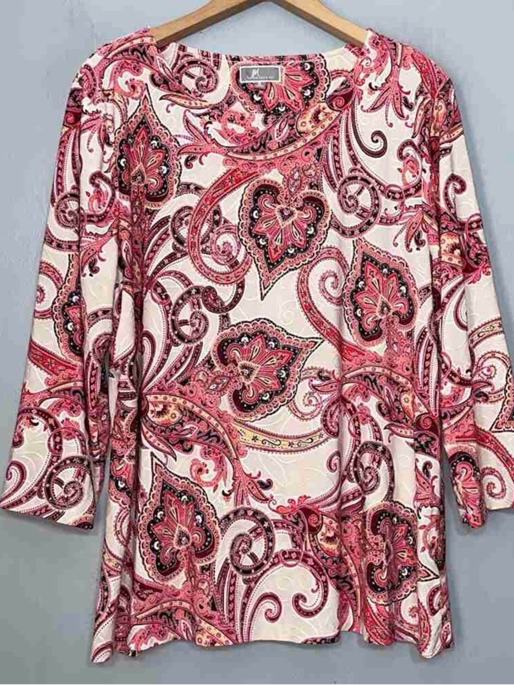 Women's Pink Paisley Scoop Neck Top